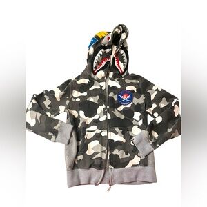 BAPE CITY WORLD GONE MAD CAMO SHARK HOODIE PATCH GLOW CHEF OPS Rare Sz M